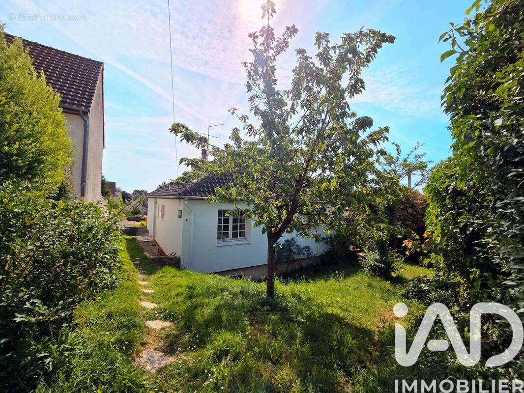 Maison 4 pièces 100 m² · à Marcoussis · 100 m² · 319 000 €