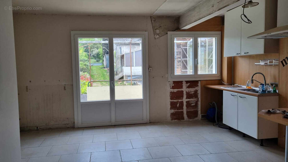 Maison à BESSE-SUR-BRAYE