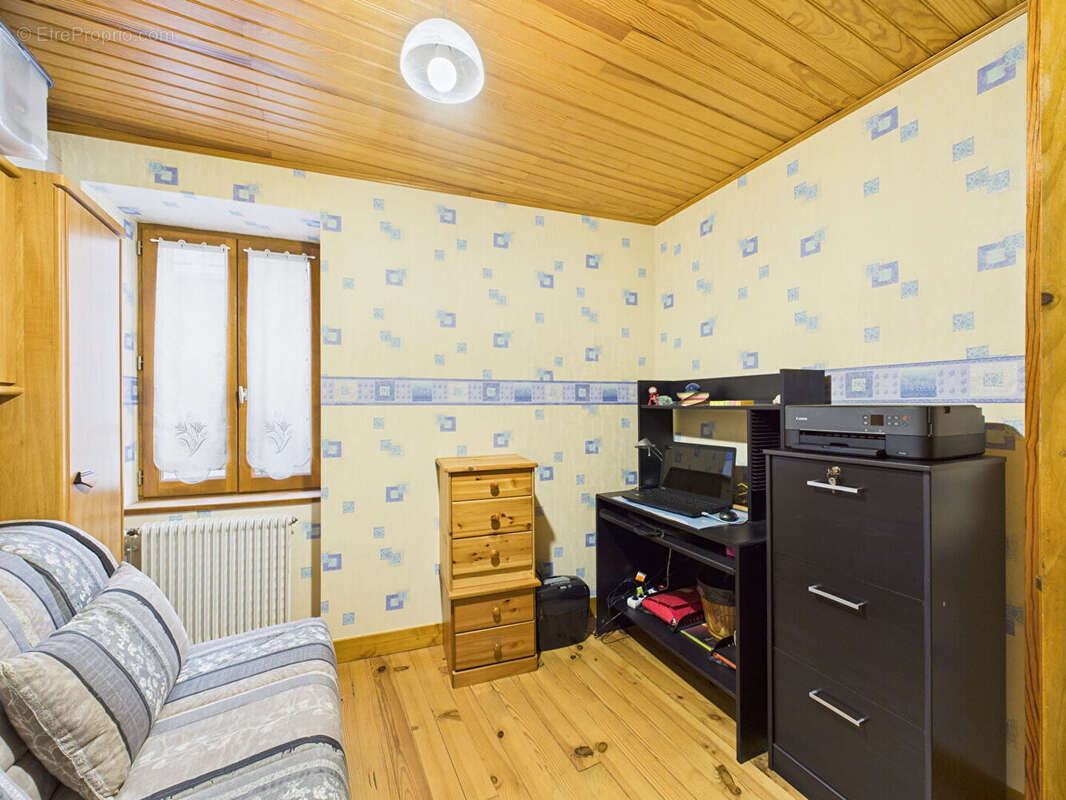 Maison à SAINT-MYON