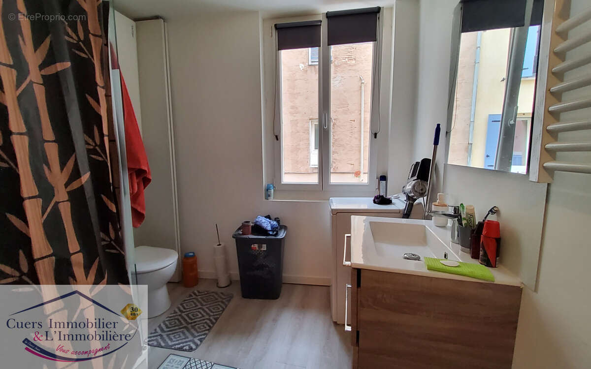 Appartement à CUERS