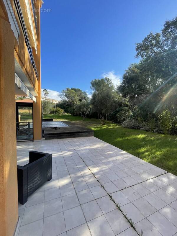 Appartement à SAINT-RAPHAEL