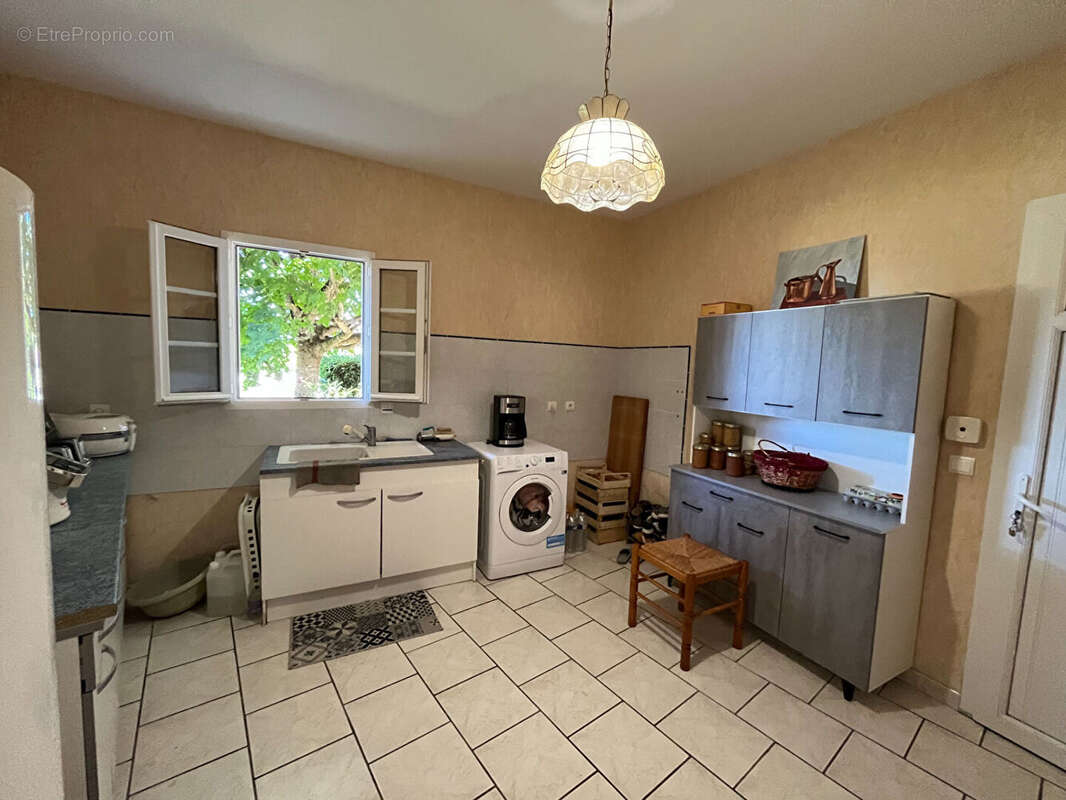 Villa spacieux 4 chambres et dépendance - photo 8