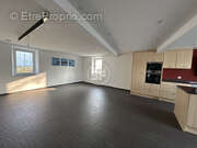 Maison à VILLAGE-NEUF