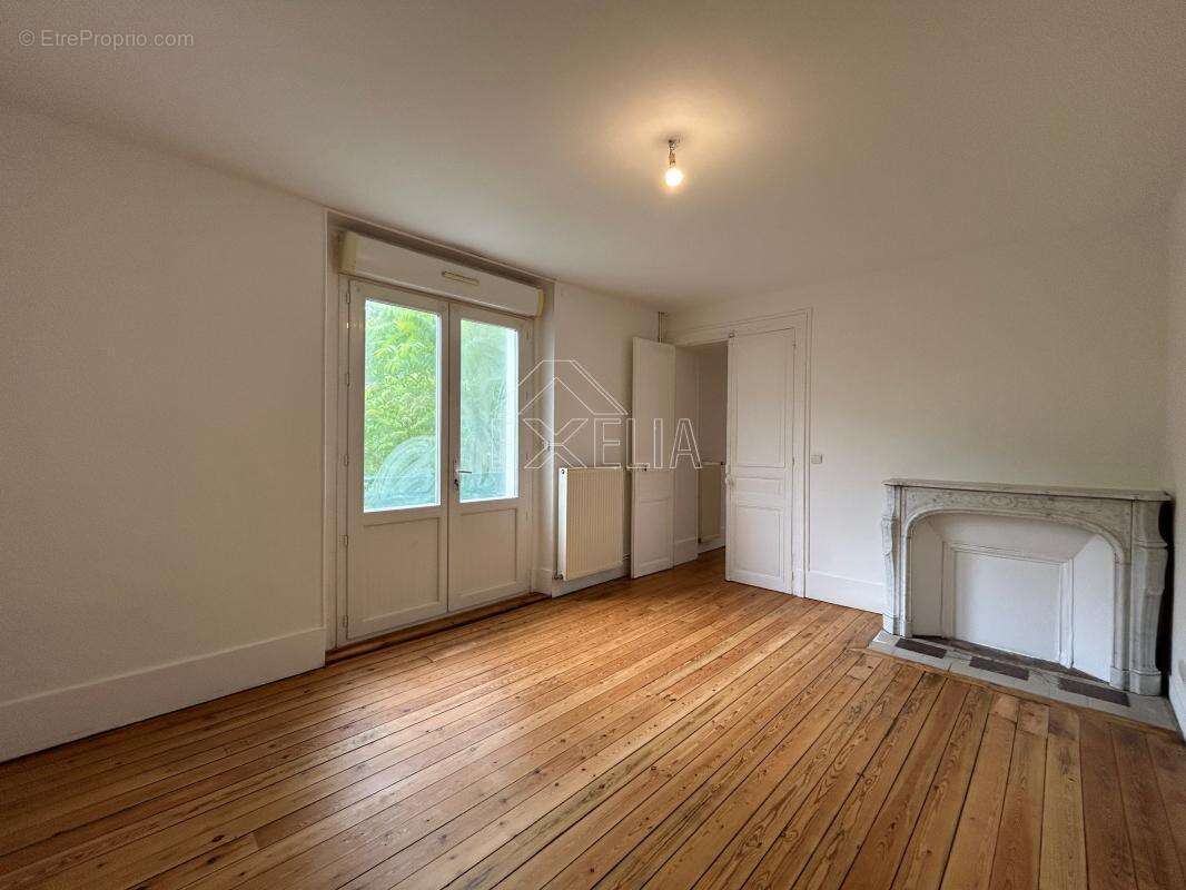 Appartement à ROSNY-SUR-SEINE