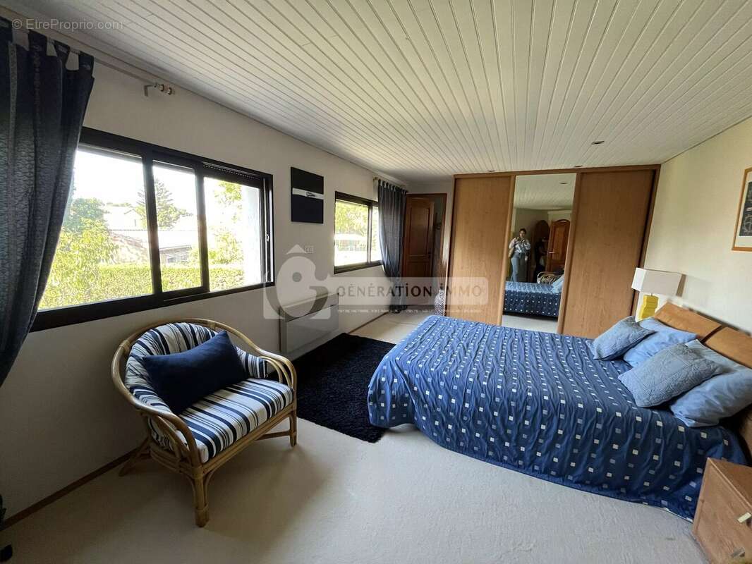 Maison à SAINT-MARTIN-DE-CRAU