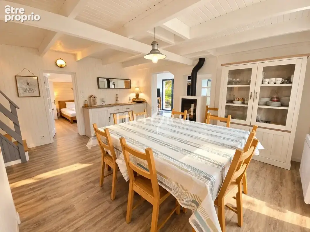 Maison familiale avec piscine intérieure à quelques minutes de la plage - photo 6