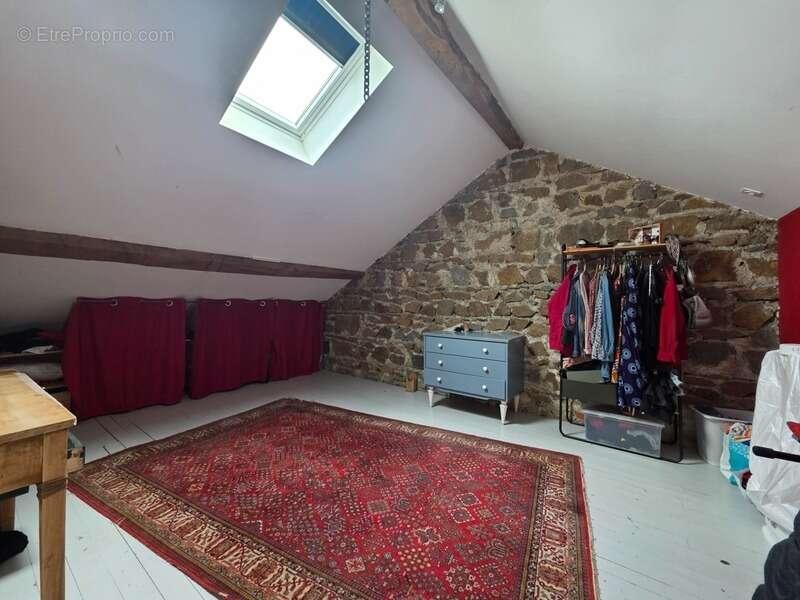 Maison à PANISSIERES