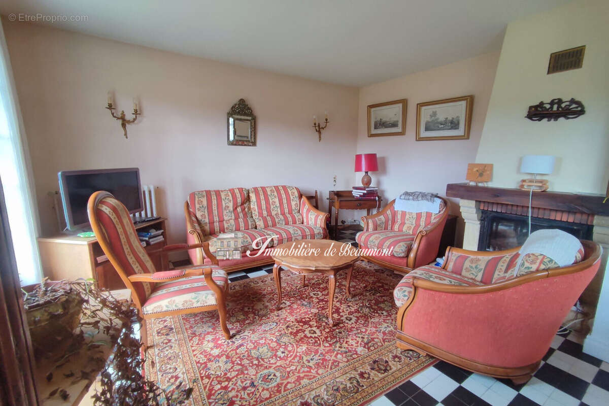 Maison à BEAUMONT-LE-ROGER