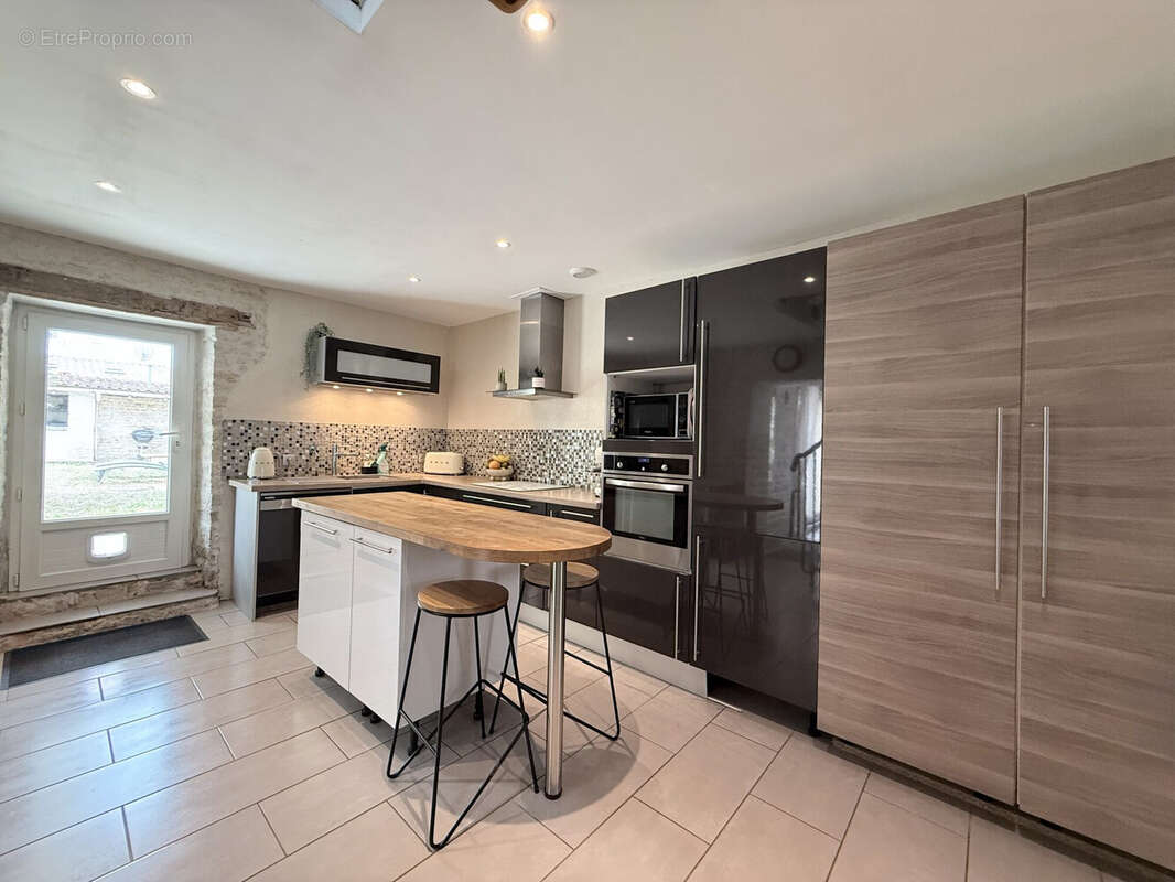 Maison 95 m² à Salles-Sur-Mer  - photo 5