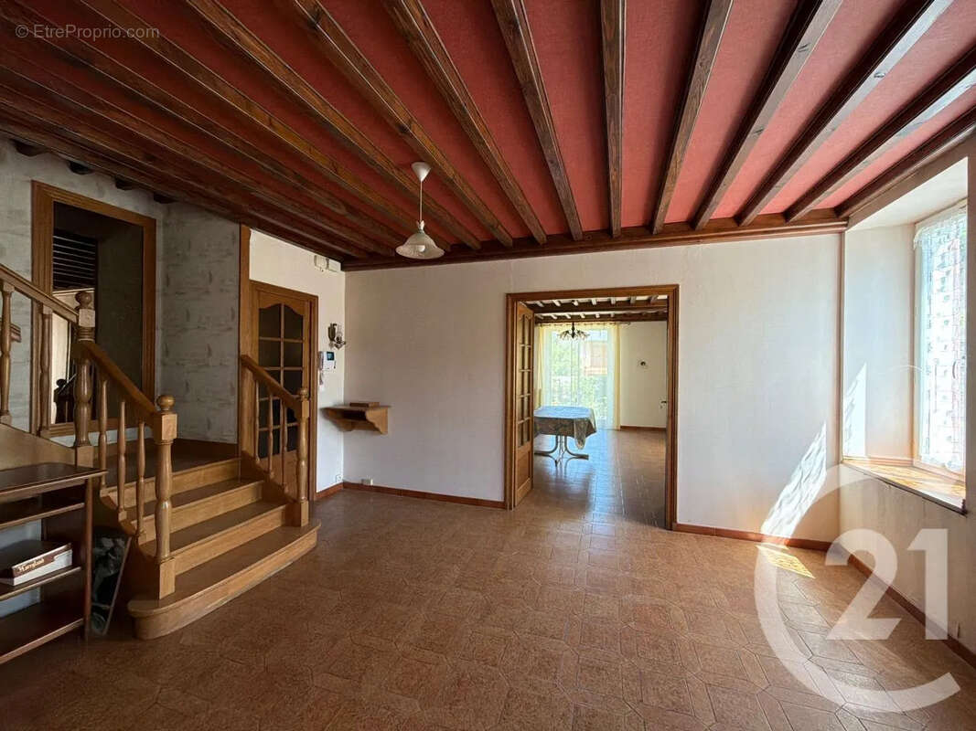 Maison à SARRAS