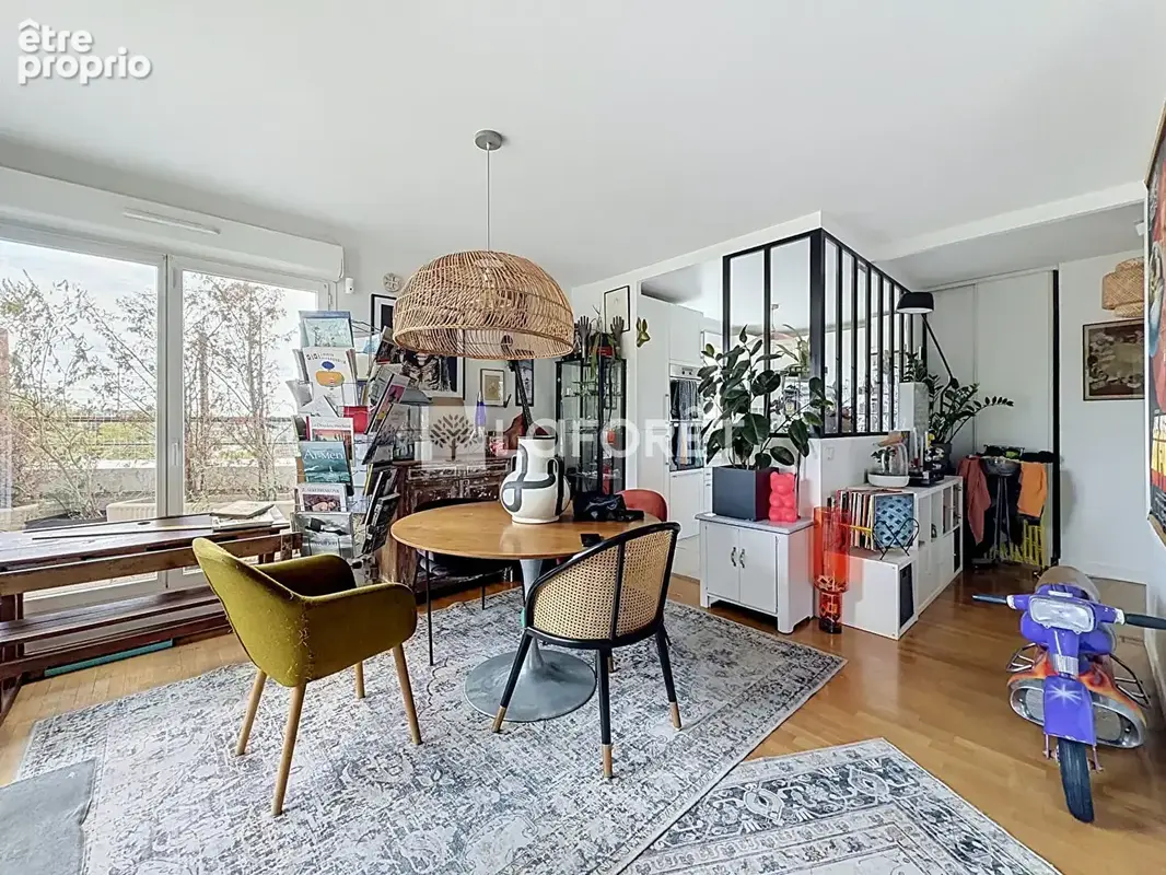 Photo Appartement à Le Plessis-Robinson au prix de 630 000€