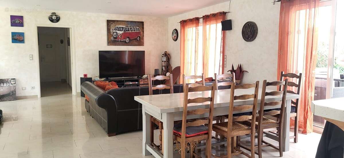 Maison à SAINT-SEVER-DE-SAINTONGE