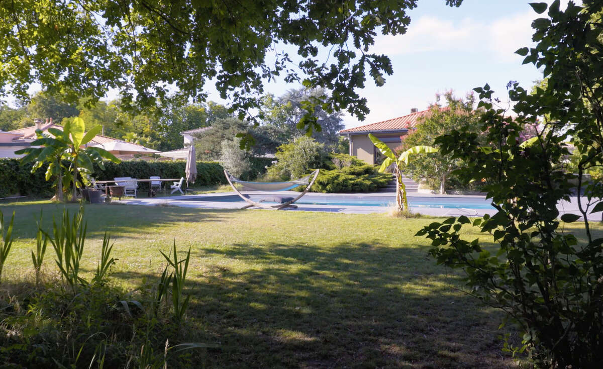 Maison à EYSINES