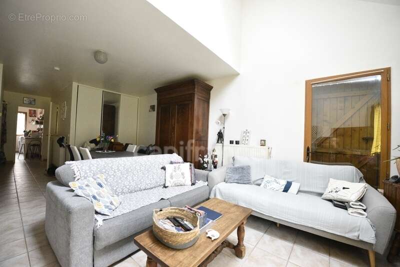 Maison à BONNIERES-SUR-SEINE