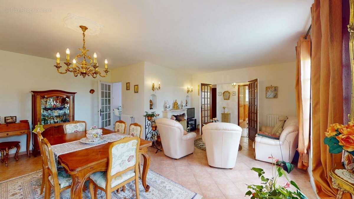 Maison  3 pièce(s) 85 m2 - photo 4