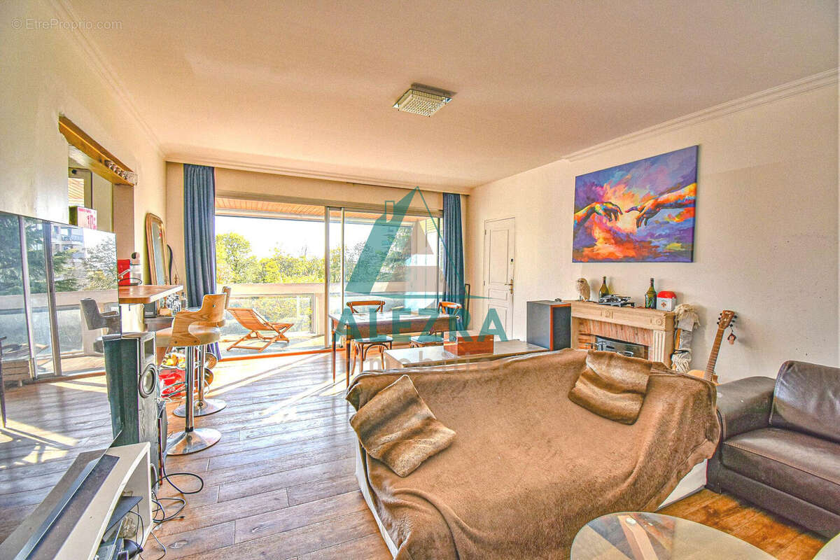 Appartement à GARCHES