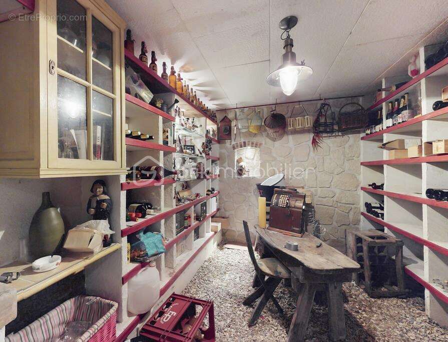 Maison à SAVIGNY-LE-TEMPLE