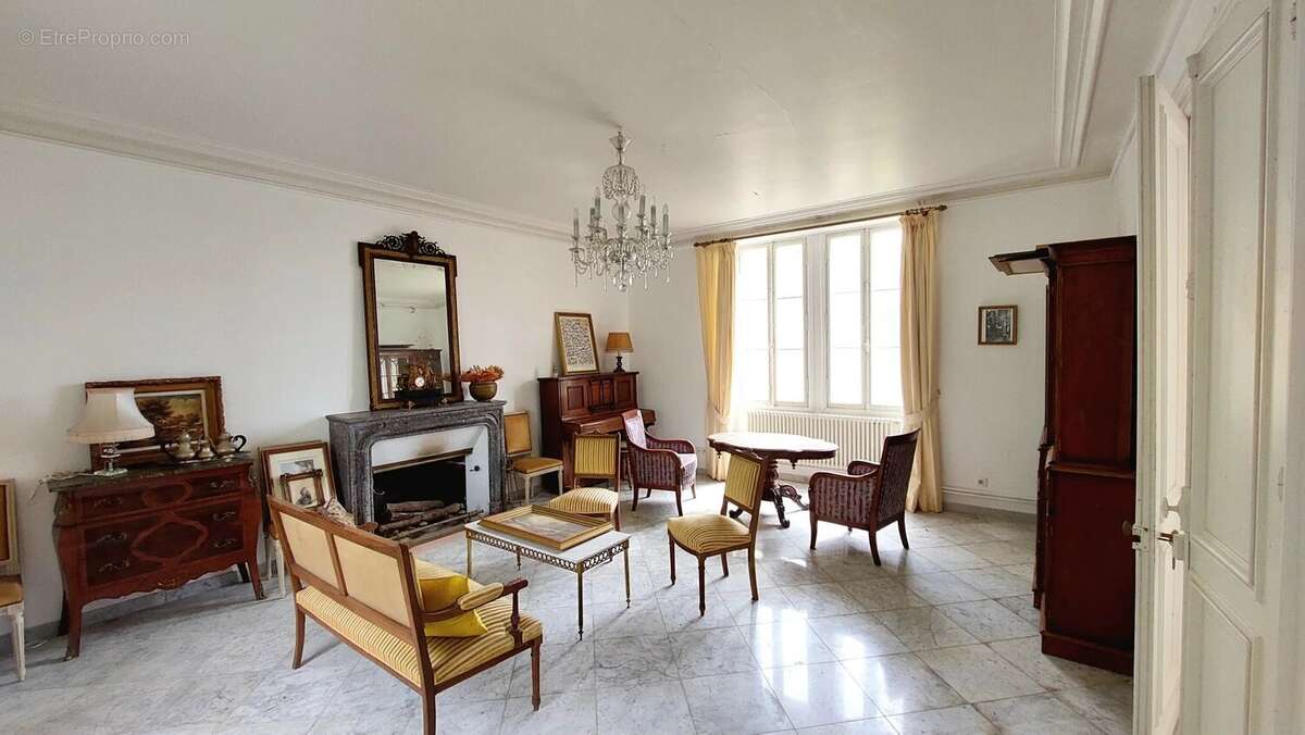 Maison à BEAUMONT