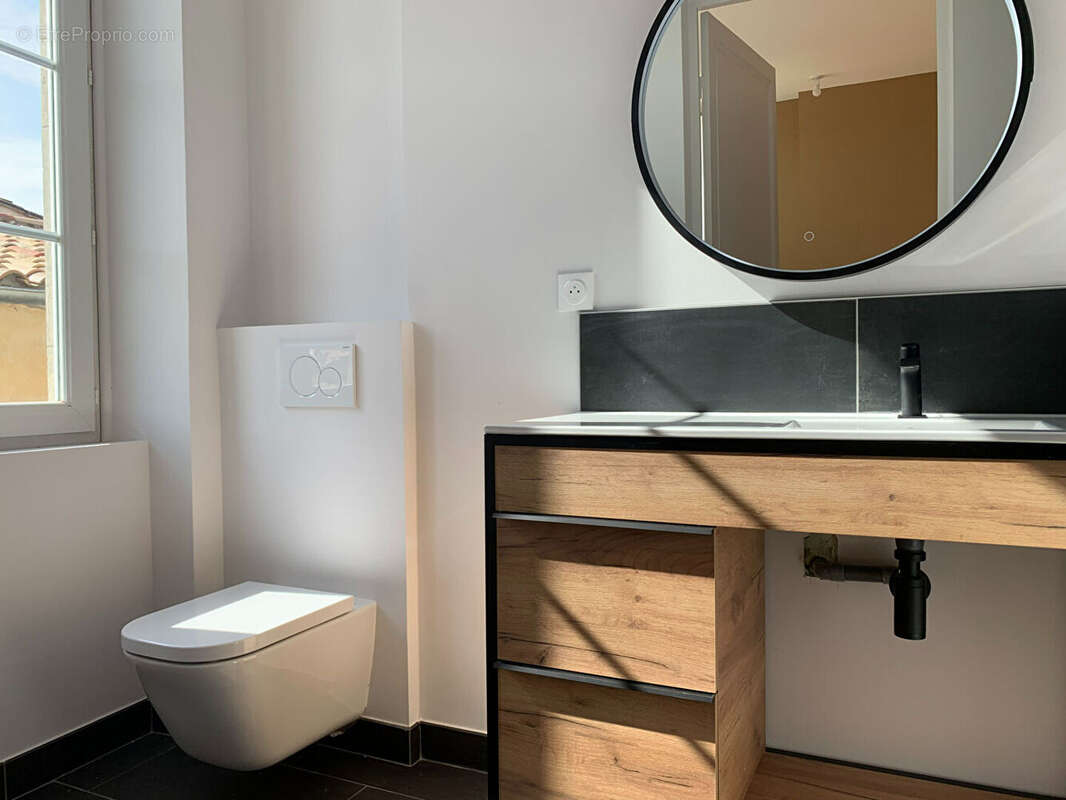 Commerce à SAINT-MARTIN-DE-RE