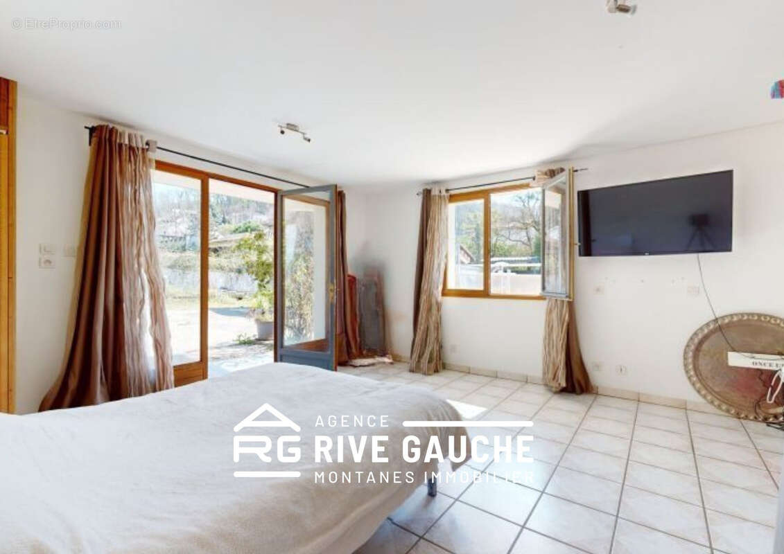 Maison à SAINT-MAURICE-L'EXIL