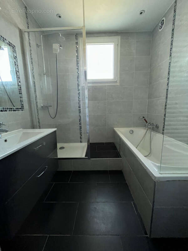 Maison à PONT-DE-VEYLE