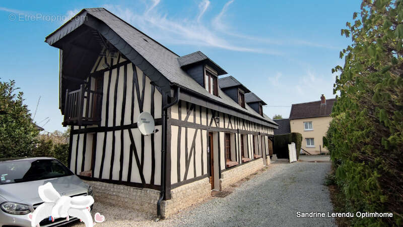 Maison à HOUPPEVILLE