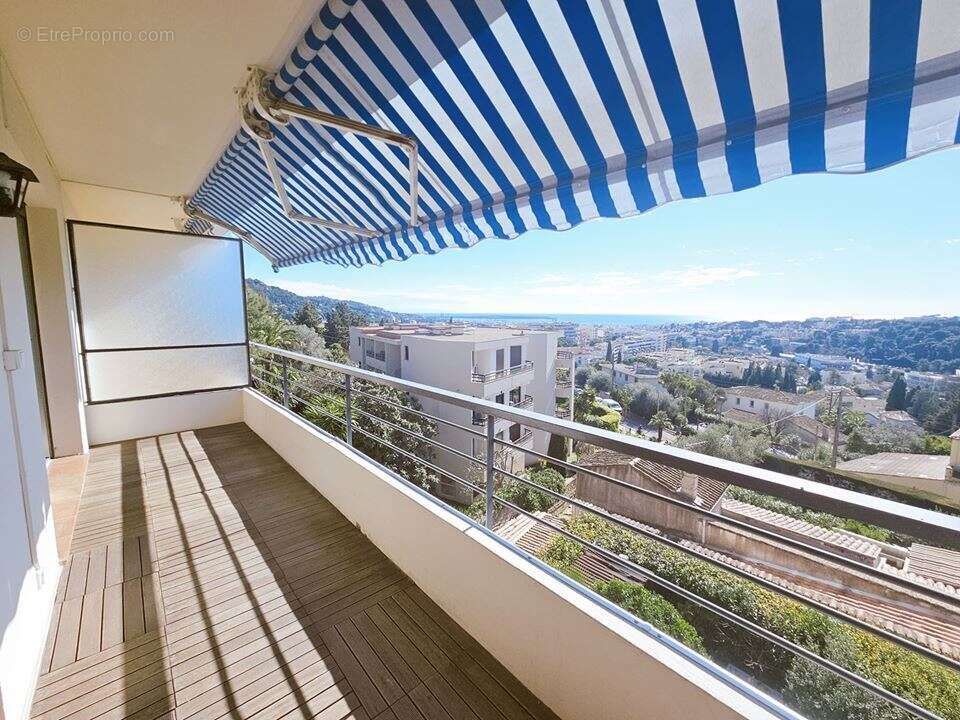 Appartement à LE CANNET