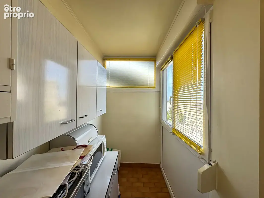 Appartement à renover - 4 pieces - 80.3 m² - reims jean jaures - photo 7