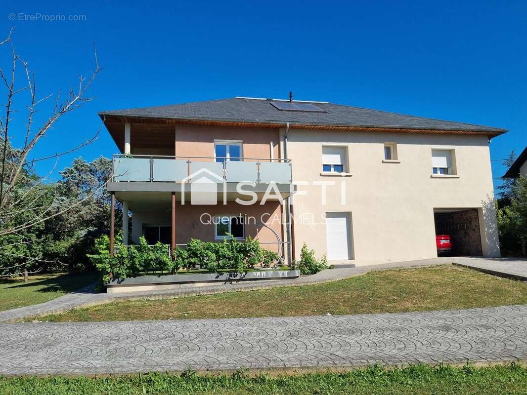 Photo 2 - Maison à SAINT-CHRISTOPHE-VALLON