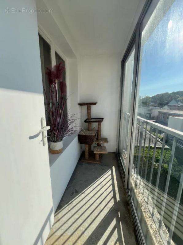 Appartement à COUBRON