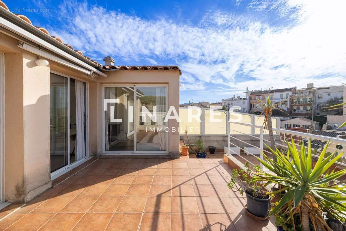 Appartement à MARSEILLE-7E