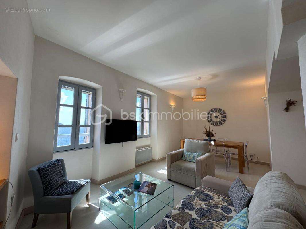 Appartement d'exception avec vue mer à Bonifacio – Une opportunité rare ! - photo 3