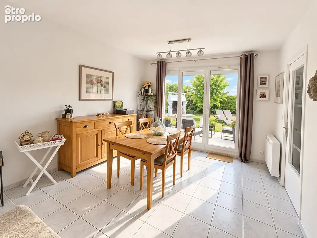 Maison Lumineuse avec vue dégagée sur les champs ! - photo 4