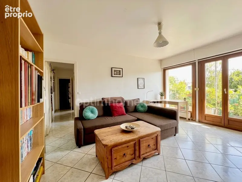À vendre 3 pièces, le Plessis-Bouchard, 2 Chambres, balcon, cave, proche gare - photo 3