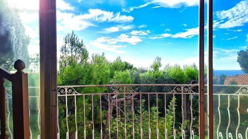 Maison à SAUSSET-LES-PINS