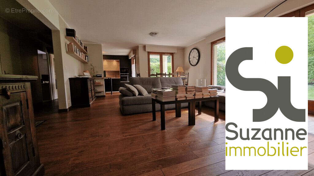 Appartement à MEYLAN