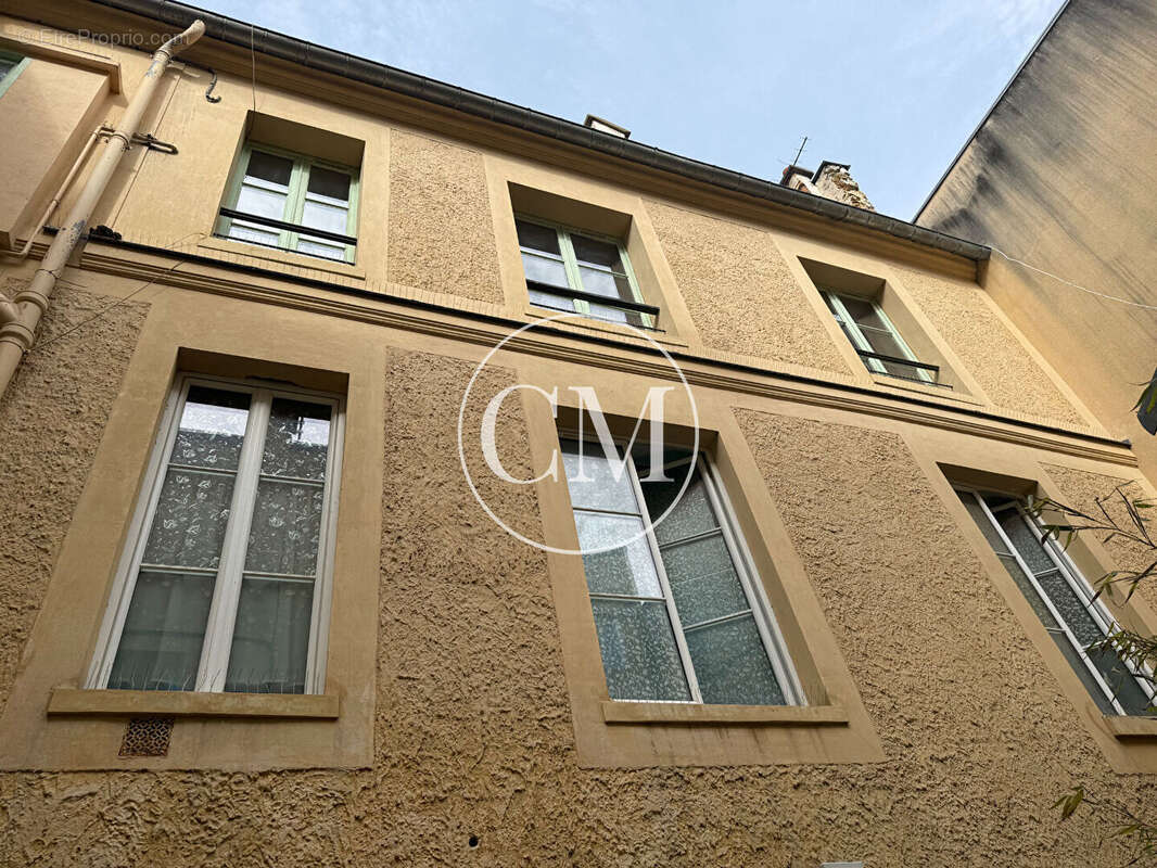 Appartement à VERSAILLES