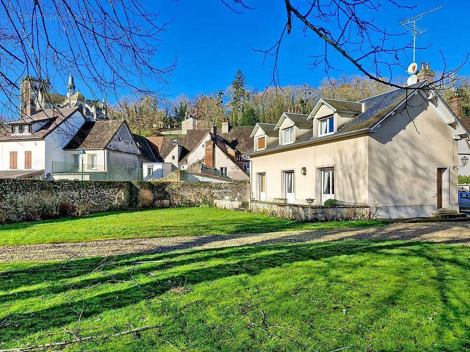 Maison à CHARS