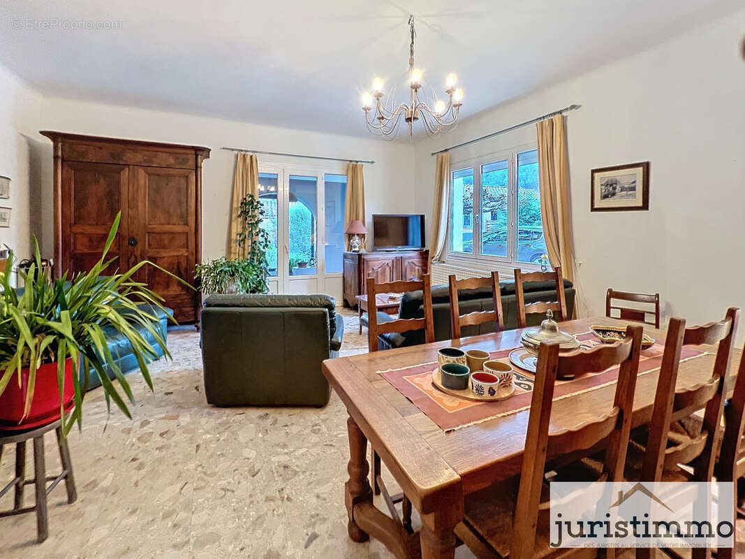 Maison à BUIS-LES-BARONNIES