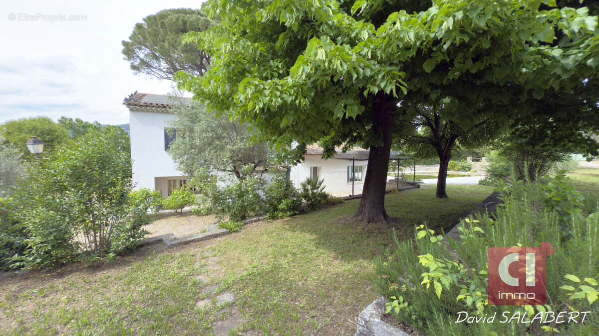 Maison à DRAGUIGNAN
