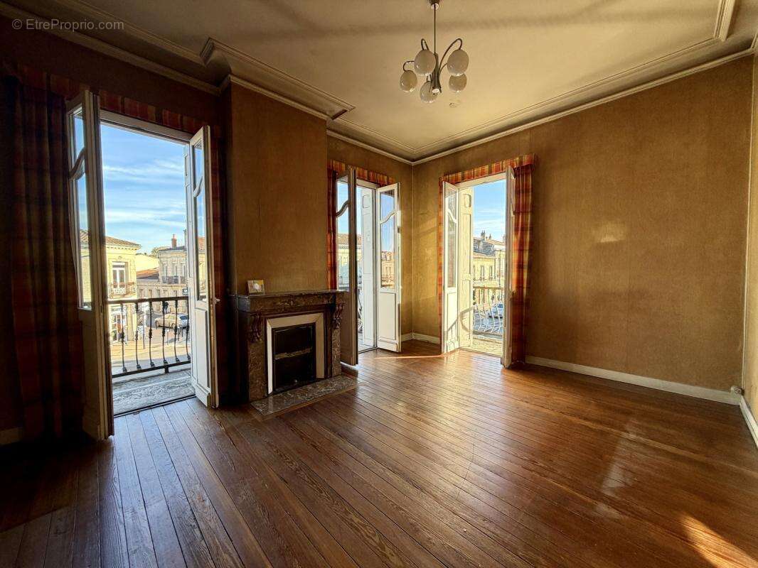 Appartement à BORDEAUX