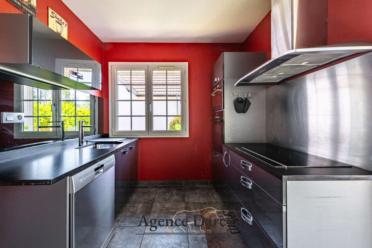 Maison à SAINT-JULIEN