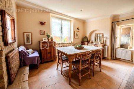 Maison à VELOTTE-ET-TATIGNECOURT