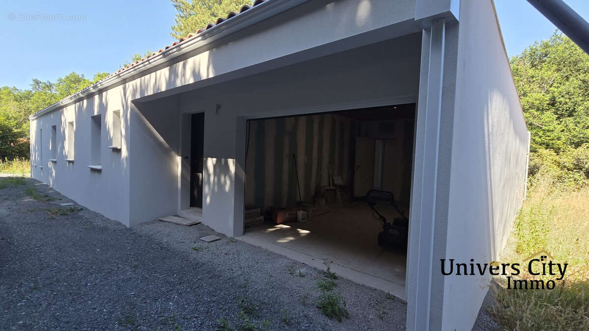 Maison 143 m² à Saint-Gervais  - photo 3