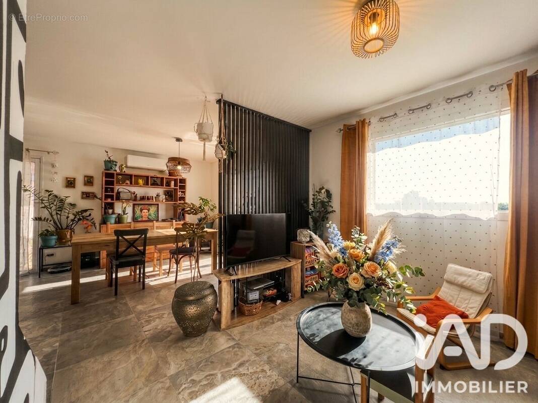 Photo 1 - Maison à SOMMIERES