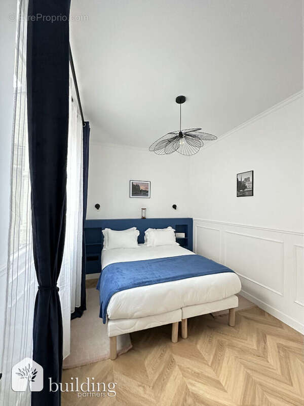 Appartement à PARIS-17E