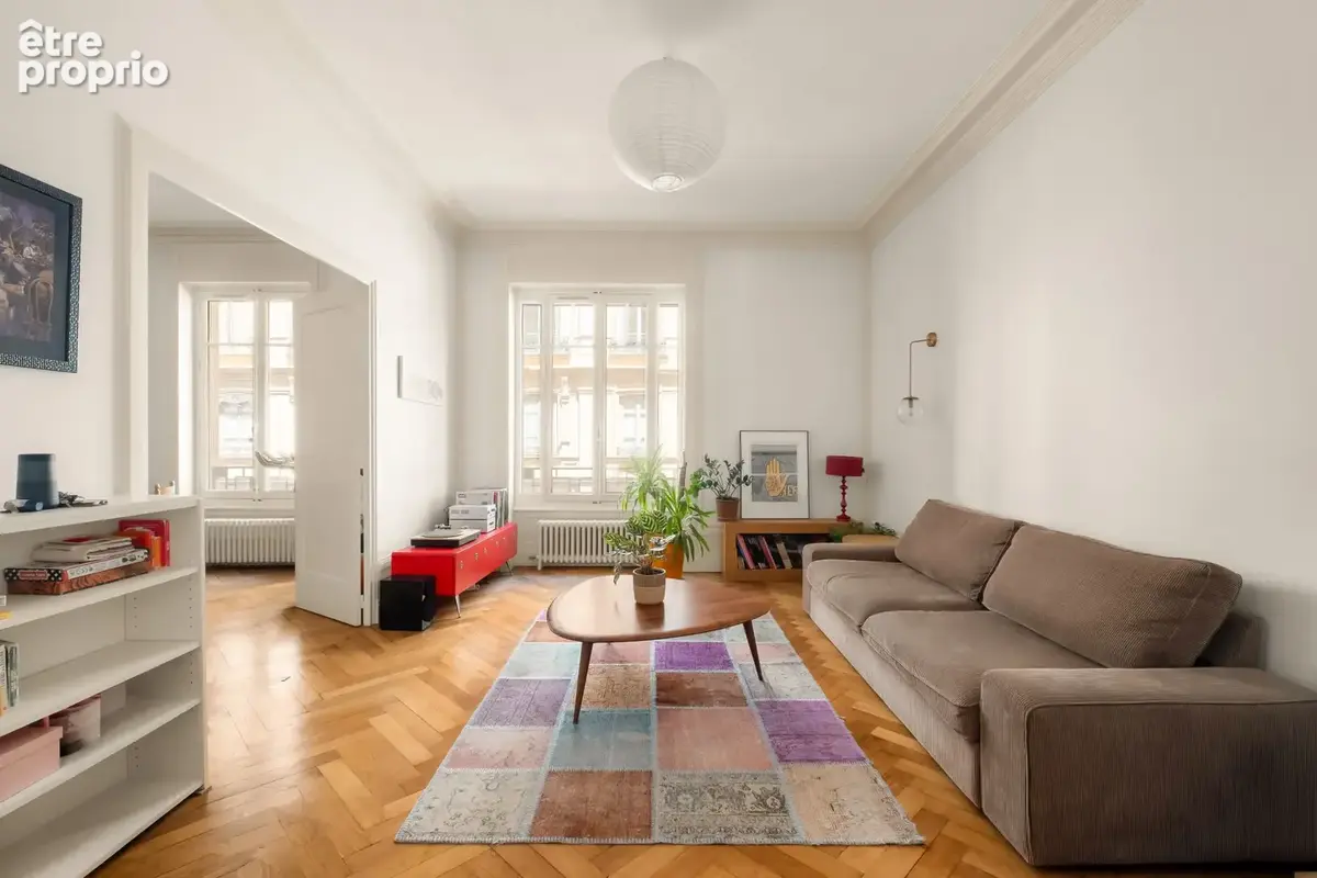 Appartement de 109 m2, place d'Helvétie - photo 2