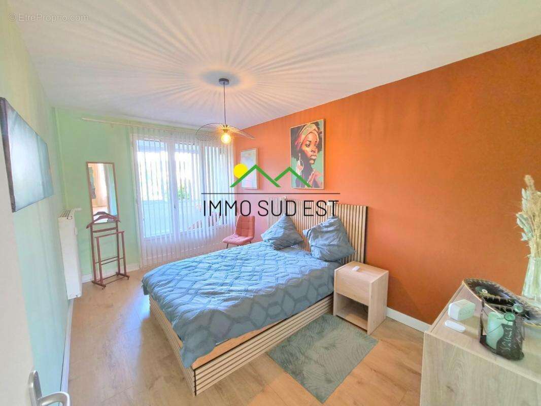 Appartement à BOURG-LES-VALENCE