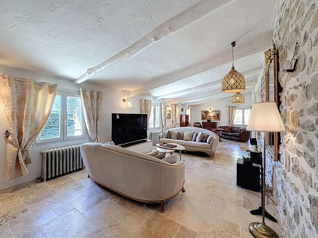 Maison à SAINT-MAURICE-D'ARDECHE