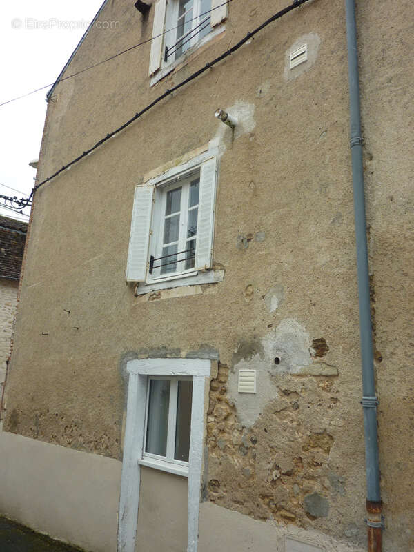 Maison à MONTMORILLON